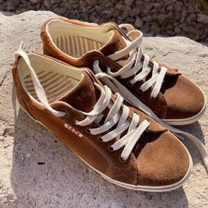 Taos Women’s Retro Star Brown Suede Sneakers Size  7